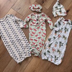 Newborn outfit lot